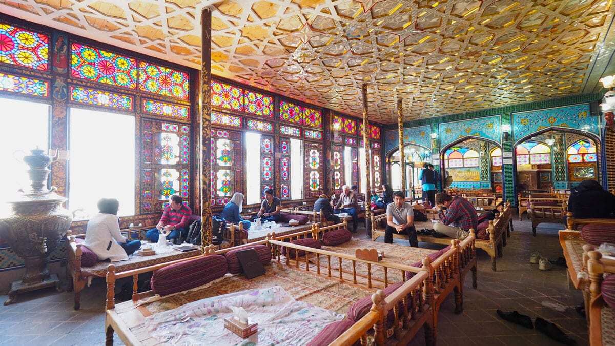 Местное кафе в Иране